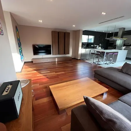 Splendide Avec Piscine Et Salle Cinema Villa *